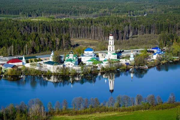 Монастырь в Раифе.