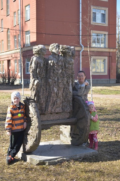 Скульптуры.