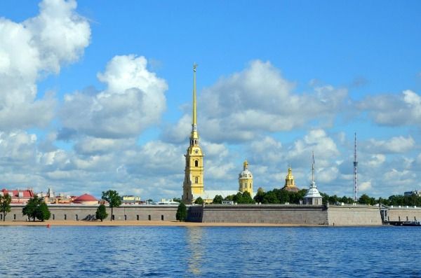 Дворцовая набережная.