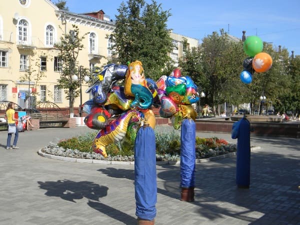 Бульвар.