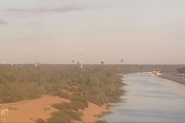 Вид на шары.