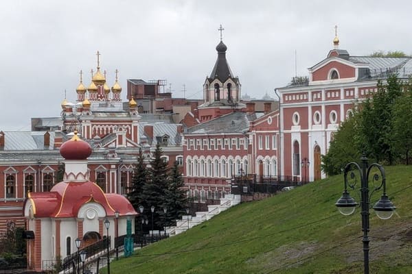 Монастырь.
