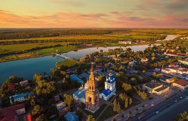 Экскурсия по городам России.