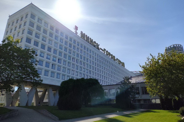 Гостиница «Планета» в Минске.