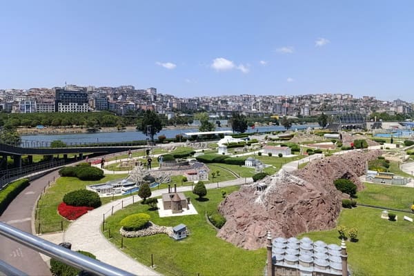 Парк миниатюр.