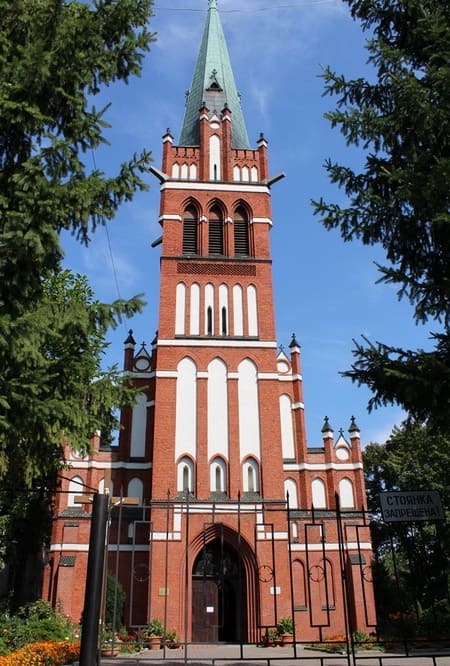 Храм.
