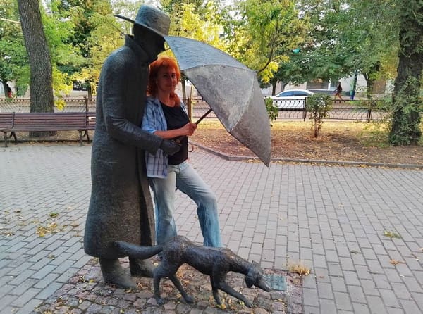 Скульптуры.